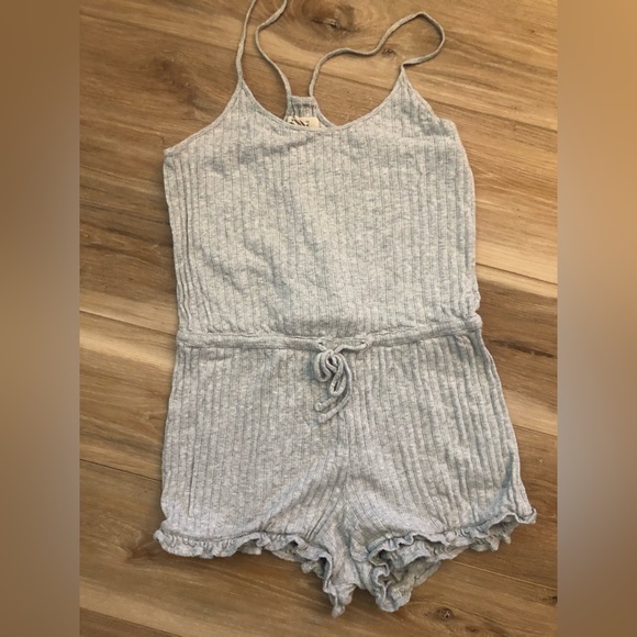 Madewell Ruffle Lounge Romper M - Picture 2 of 7